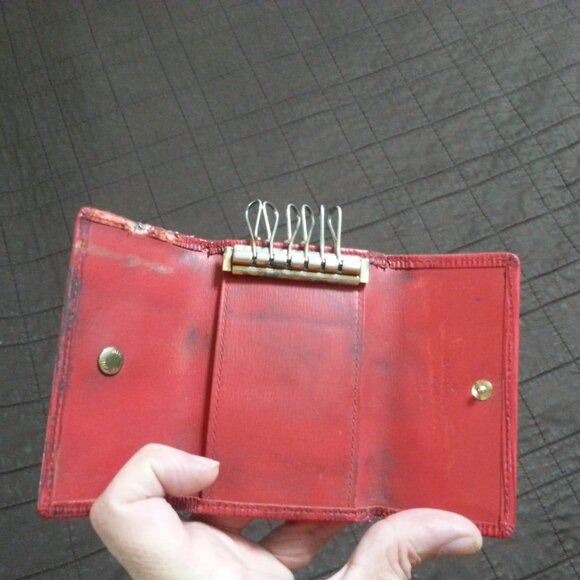 Vintage LV Louis Vuitton Epi Leather Key Holder Case Unisex Men's  Women;s - Picture 3 of 16